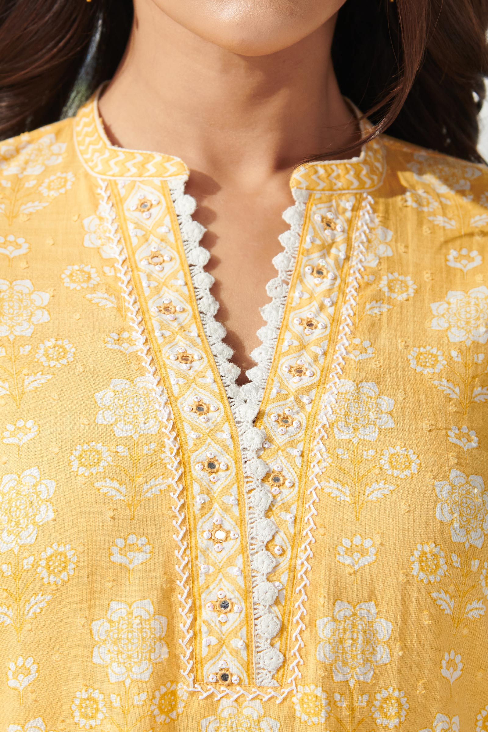 Surplus: Gulbahar Pariza Sanganeri Kurta - Image 4