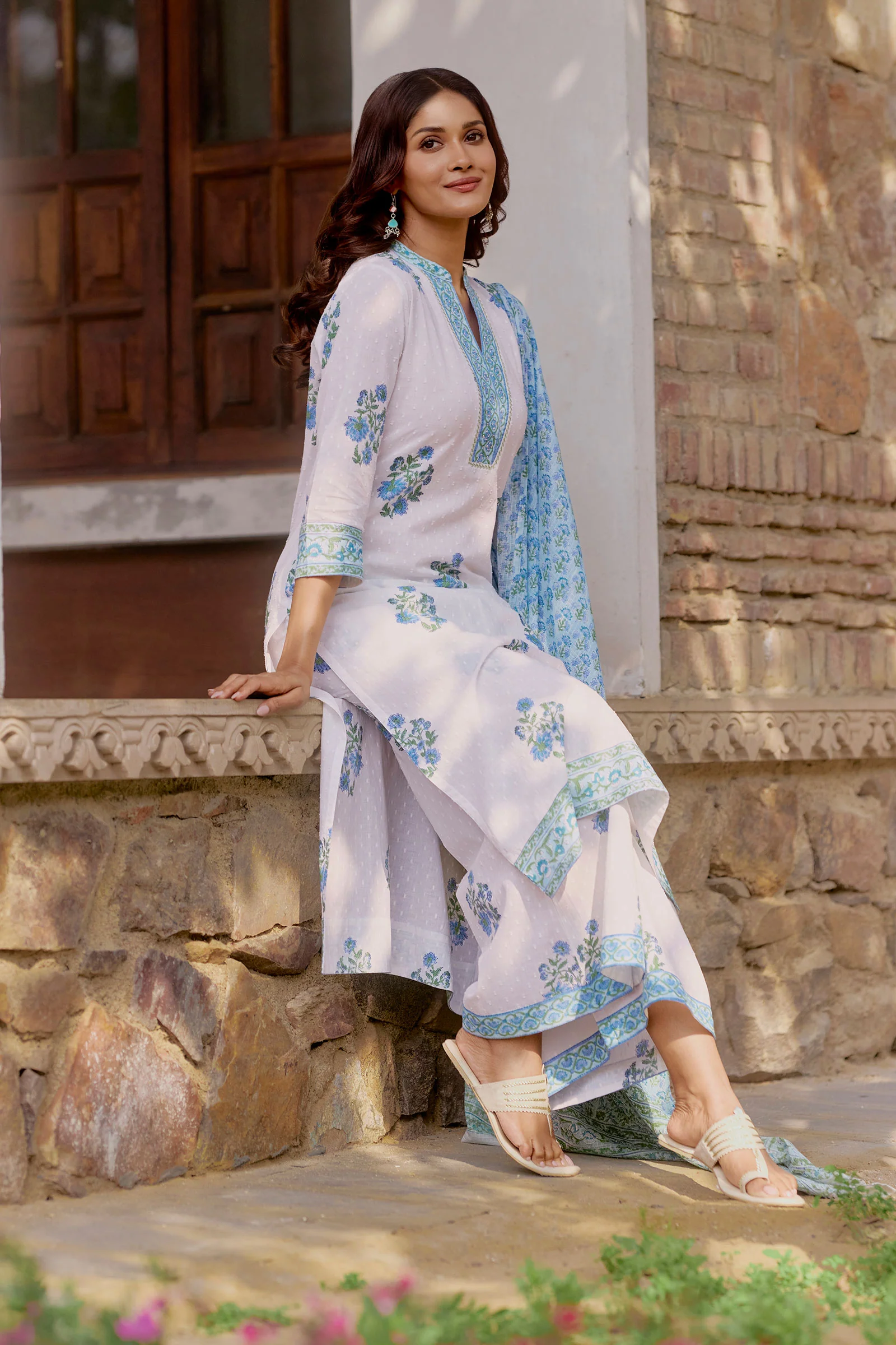 Surplus: Gulbahar Roohi Sanganeri Kurta - Image 5