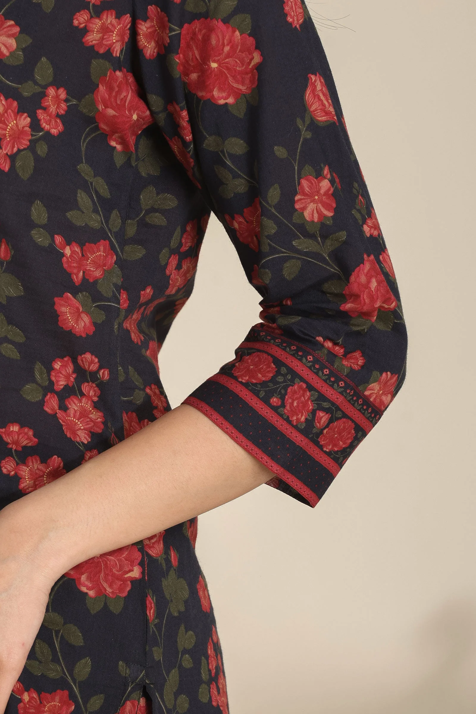 Surplus: Laylah Simran Kurta - Image 5
