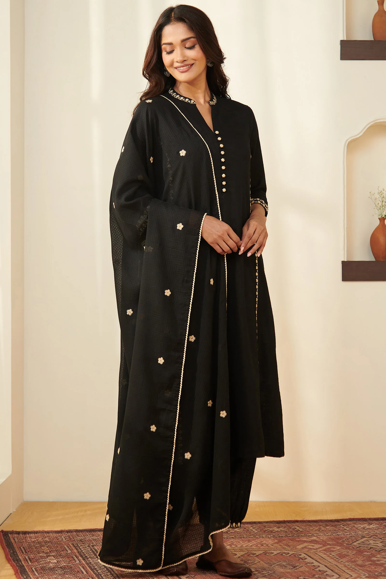 Surplus: Mehraab Bahara Black Kurta - Image 7