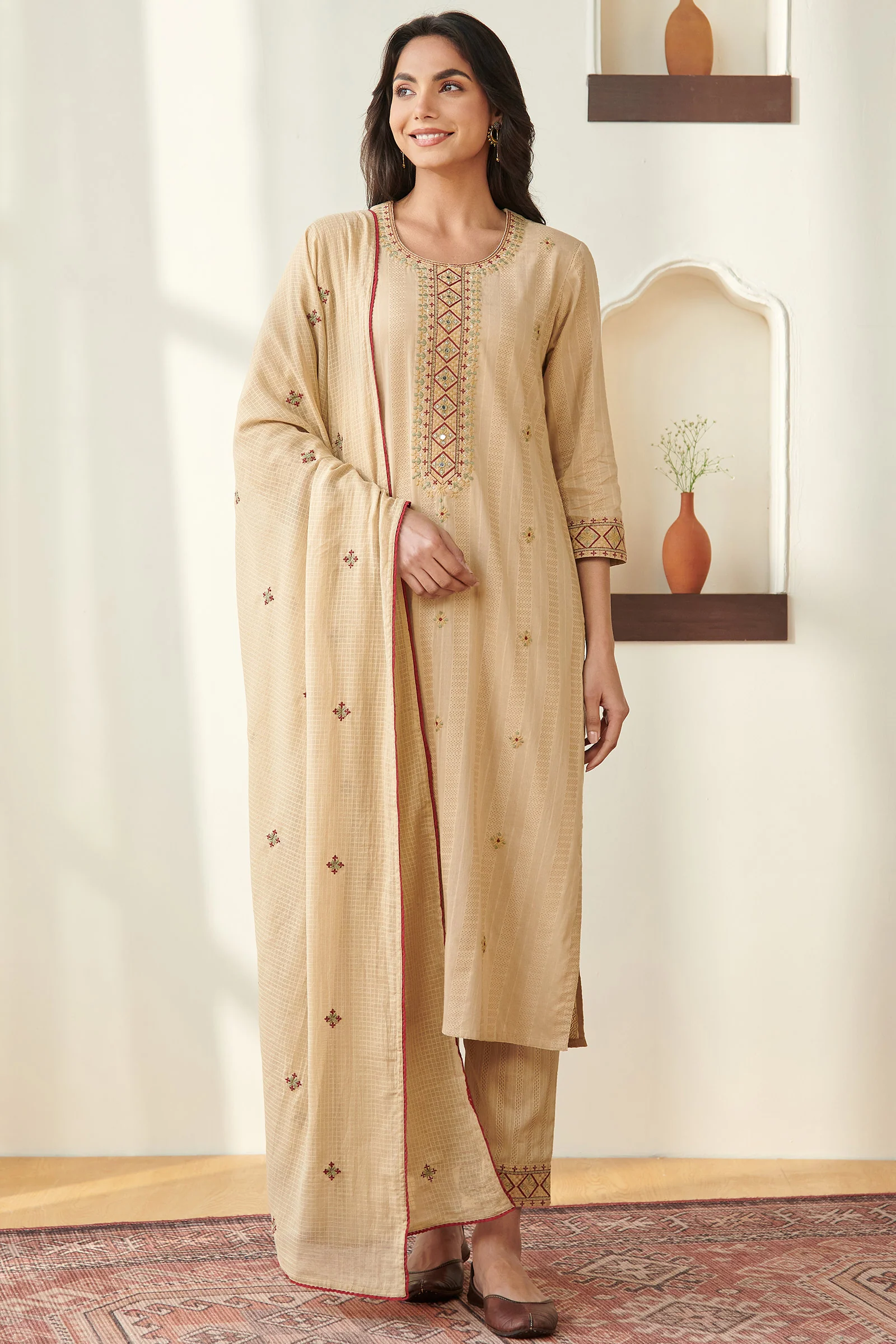 Surplus: Mehraab Rumeha Beige Kurta - Image 6
