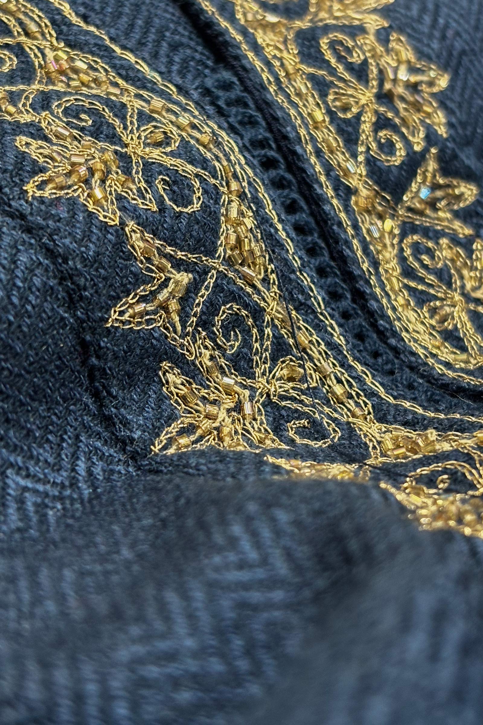 Surplus: Naadirah Gulnaz Faux Wool Kurta - Image 3