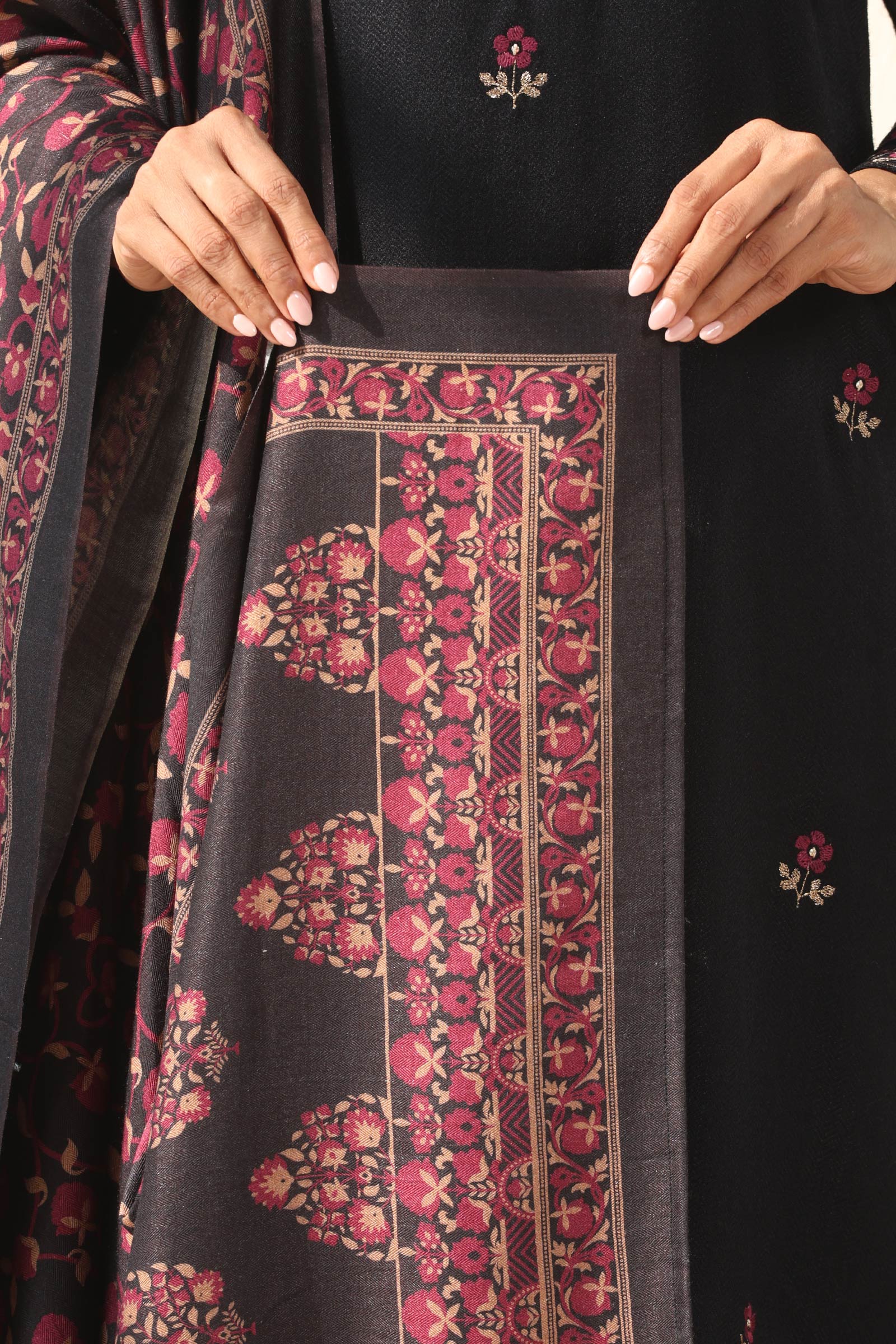 Surplus: Naadirah Maryam Dupatta - Image 4