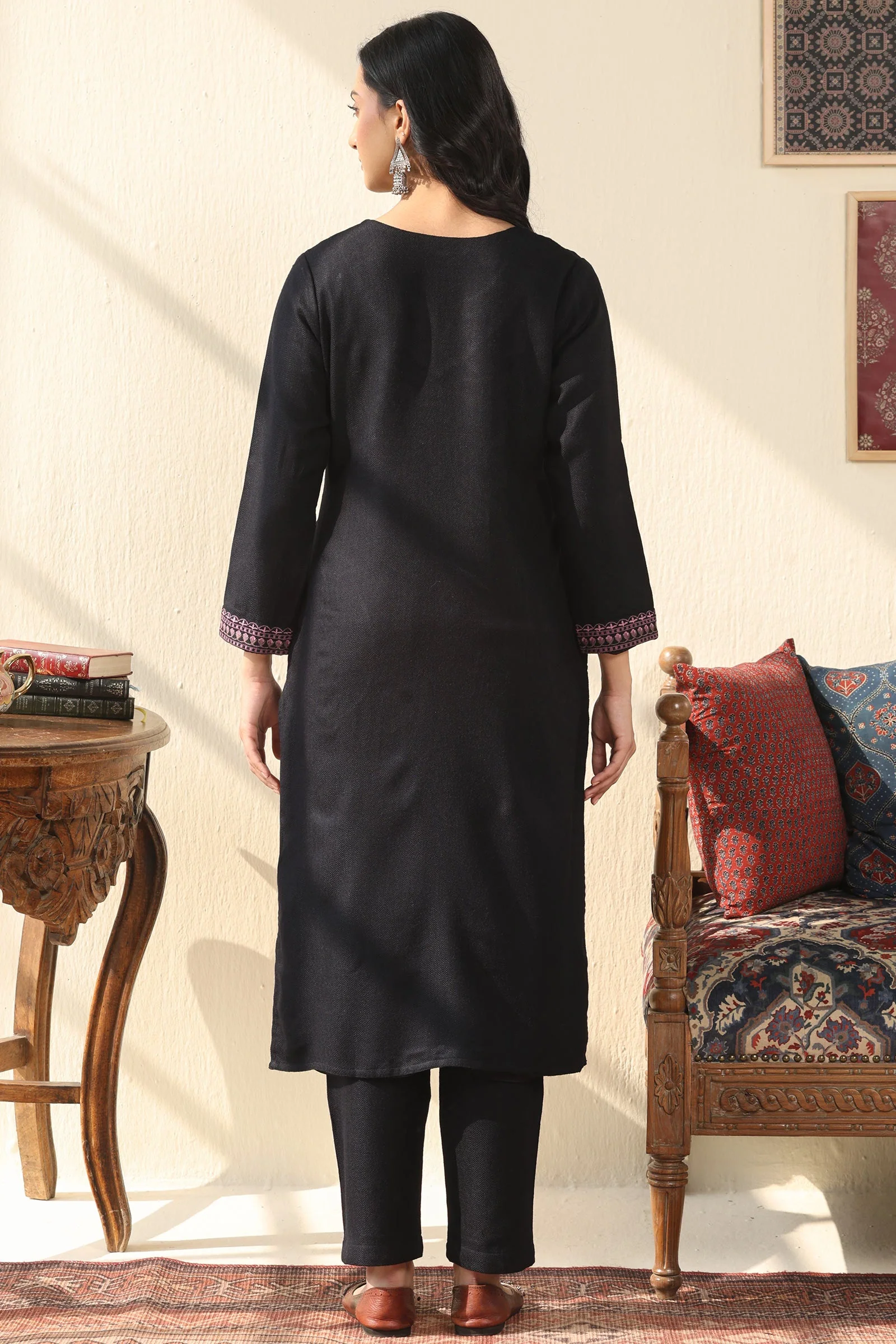 Surplus: Naadirah Rumaisa Faux Wool Kurta - Image 9
