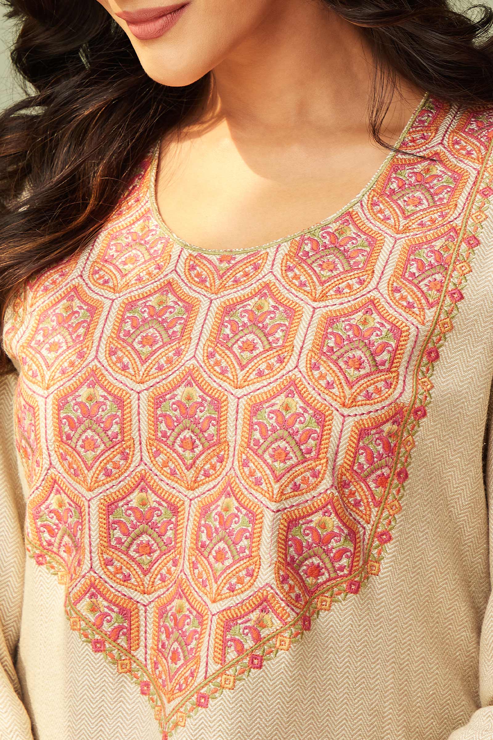 Naadirah Zainab Faux Wool Kurta - Image 4