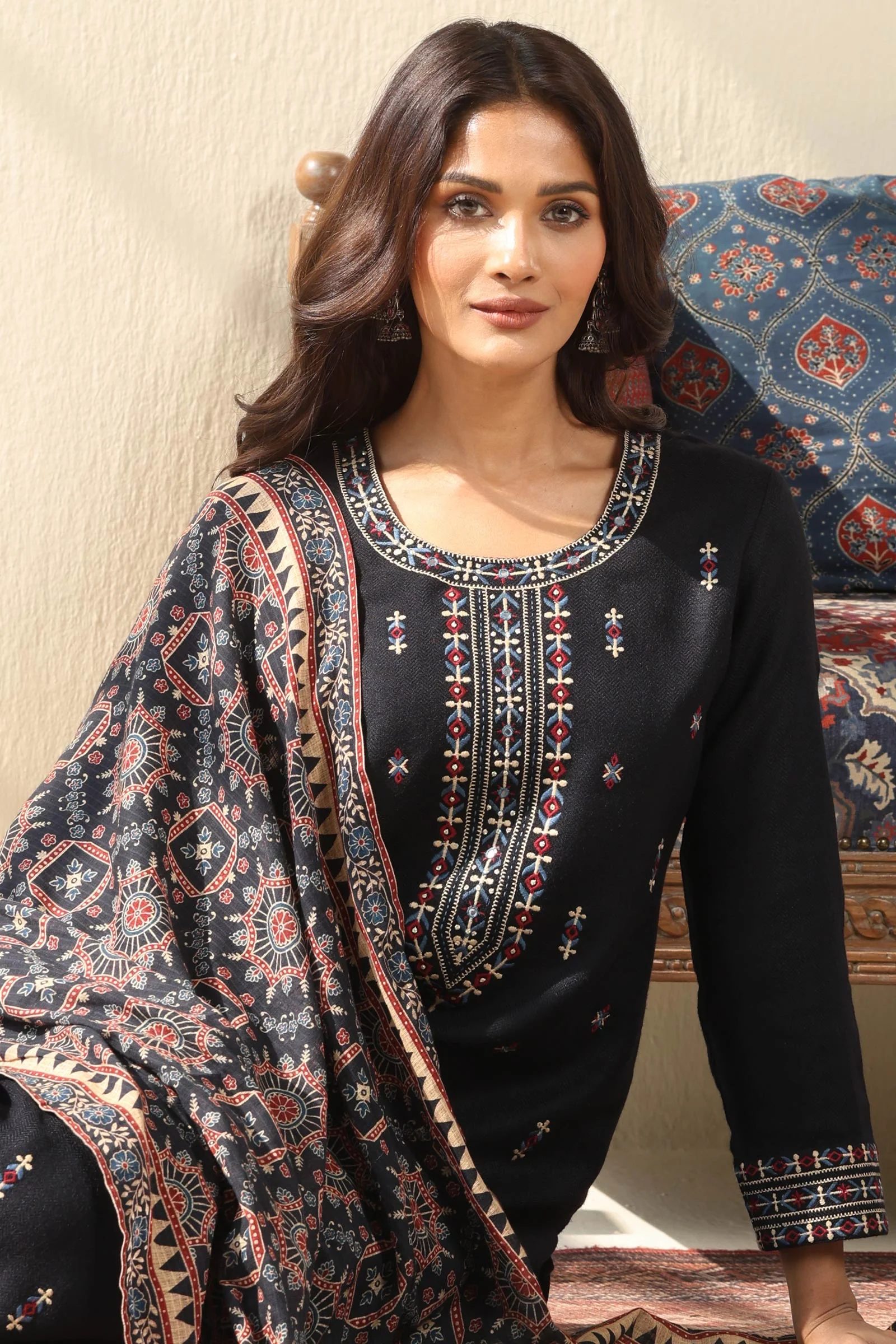 Surplus: Naadirah Zarina Faux Wool Kurta