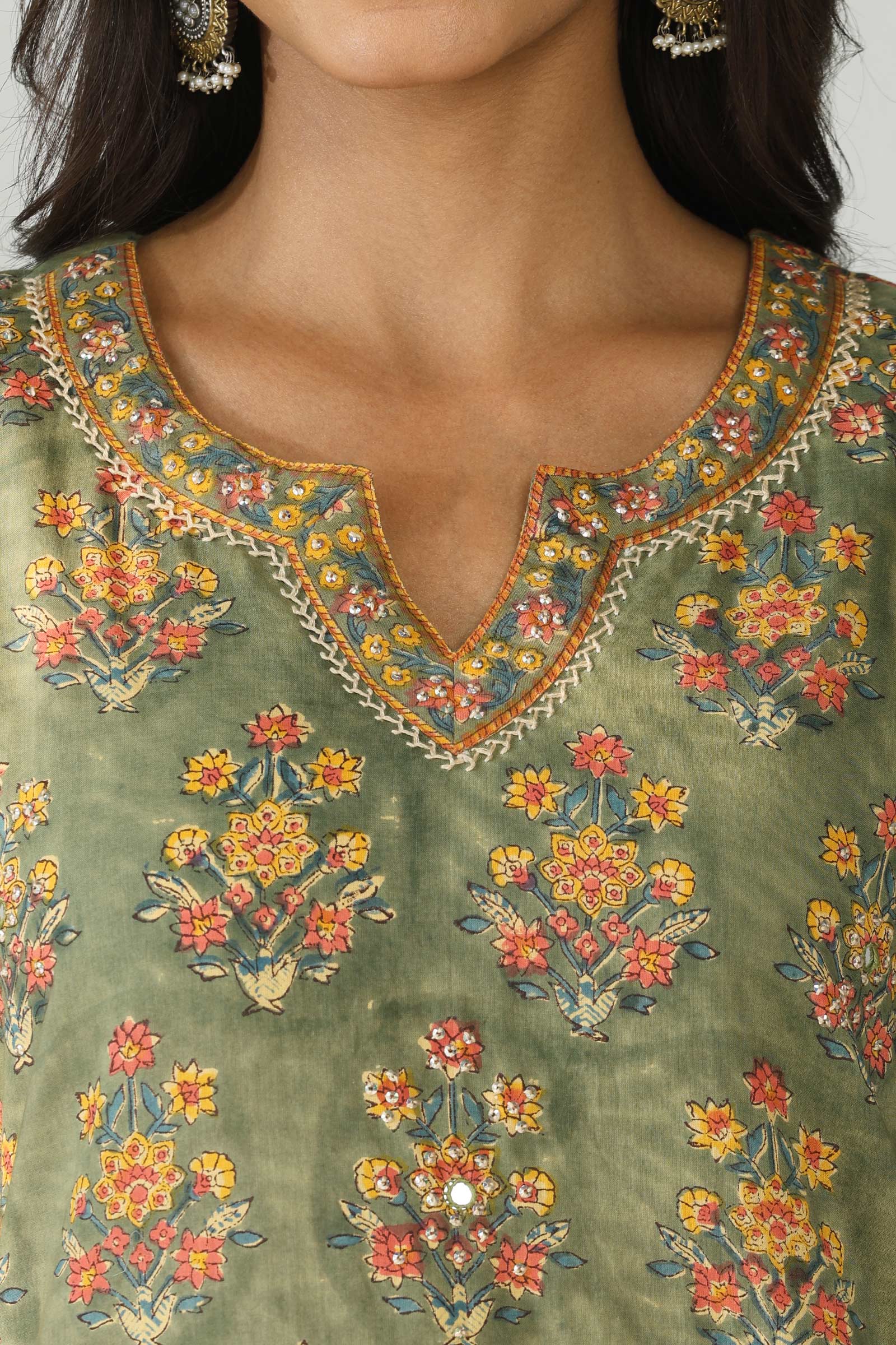 Surplus: Nayanjal Inaya Sanganeri Kurta - Image 4