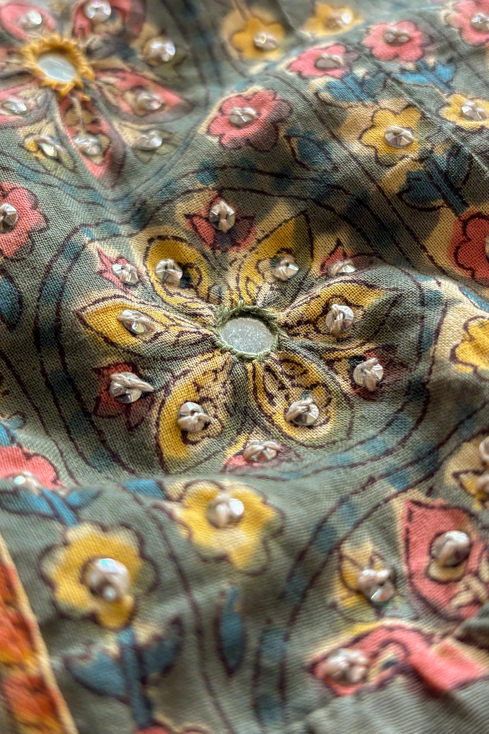 Surplus: Nayanjal Zainab Sanganeri Kurta - Image 3