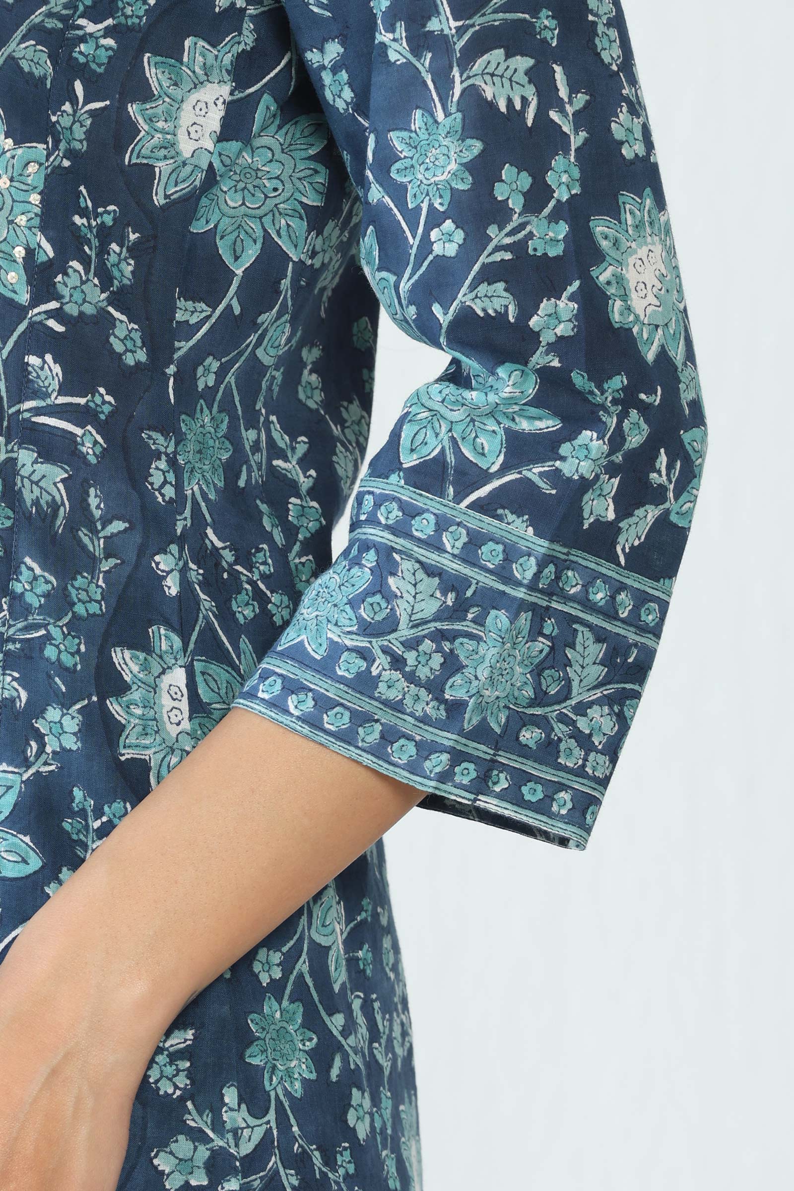 Surplus: Neelofar Zeinab Sanganeri Kurta - Image 5