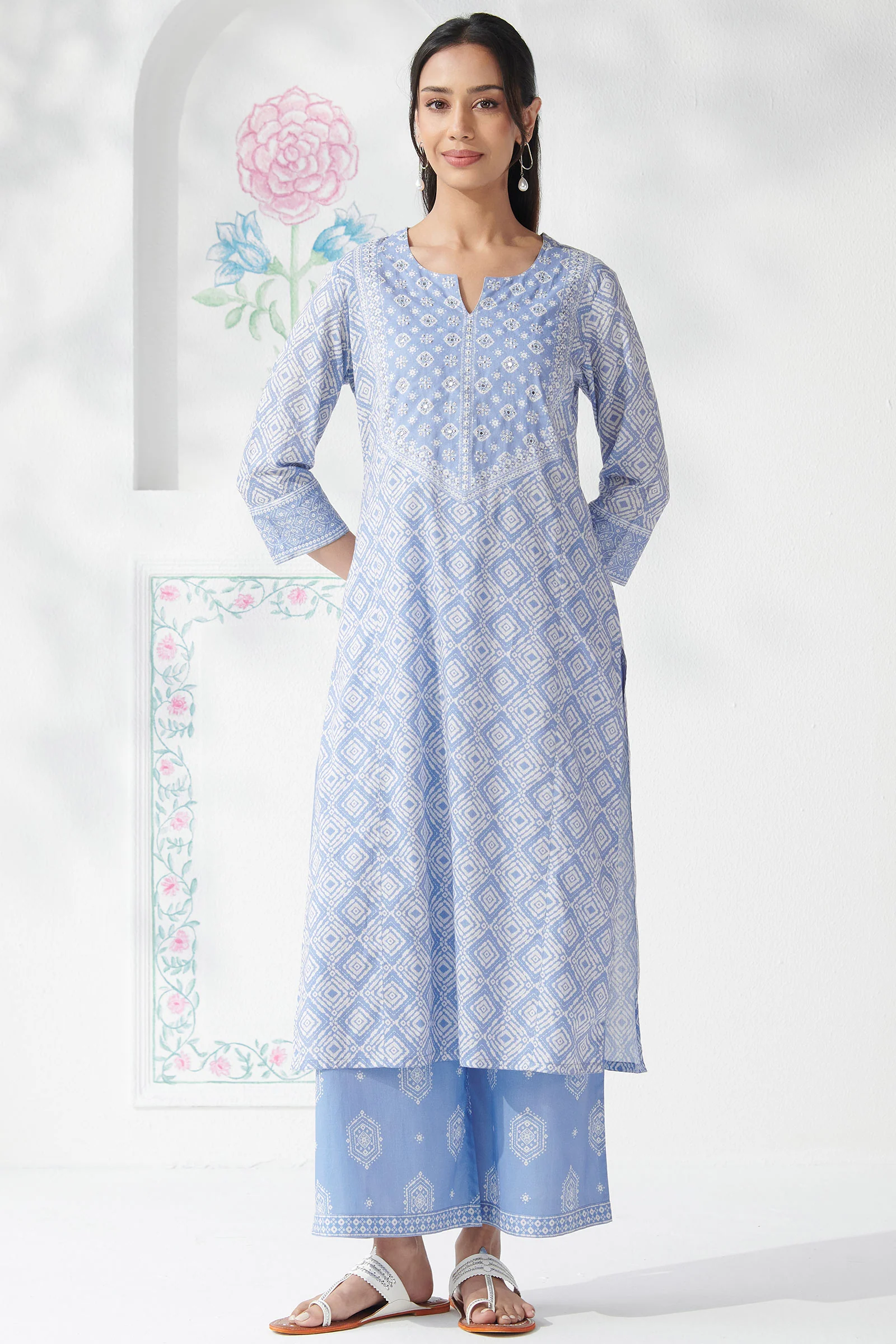 Surplus: Rangrez Amarya Kurta - Image 2