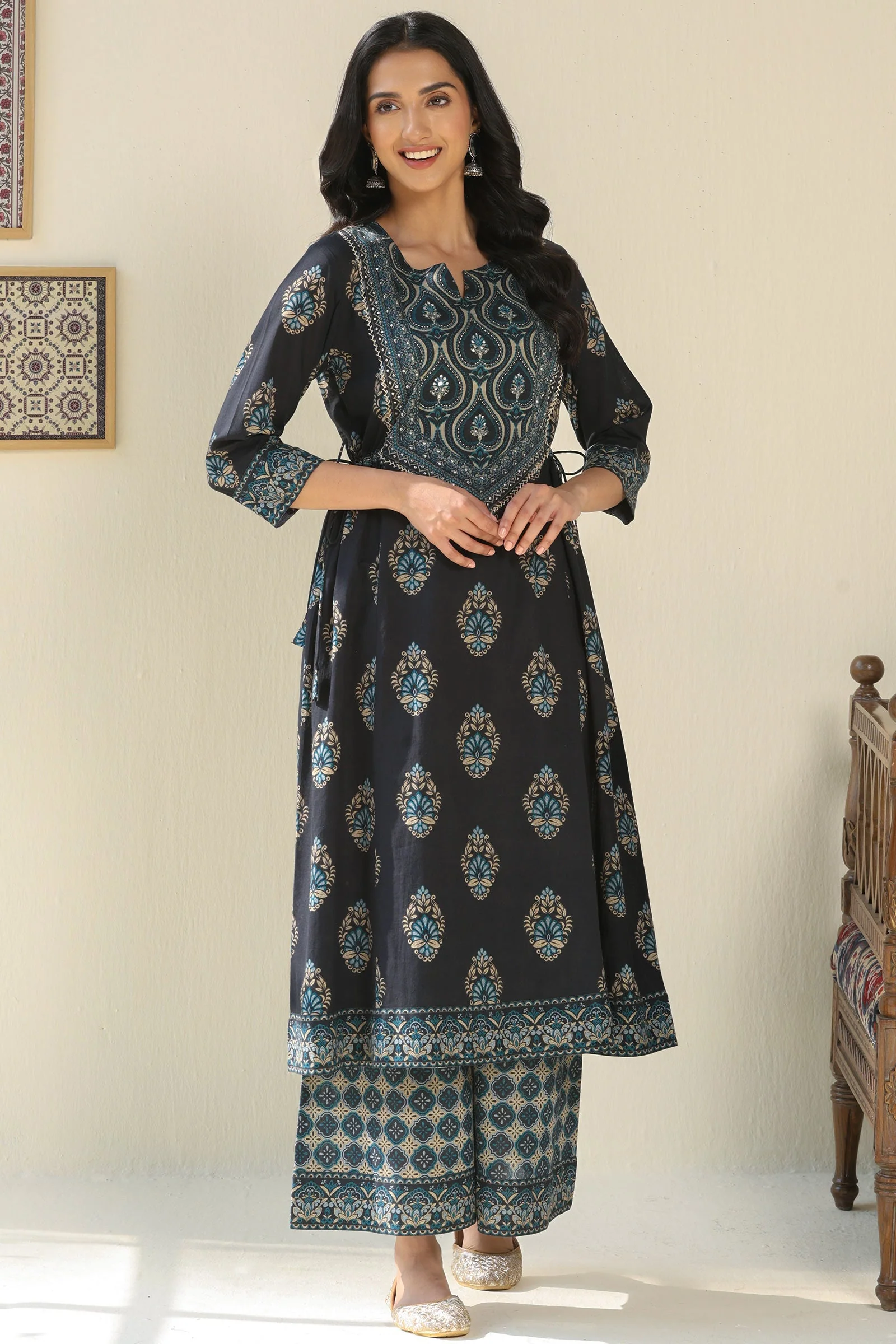Surplus: Rangrez Rabiya Kurta - Image 2
