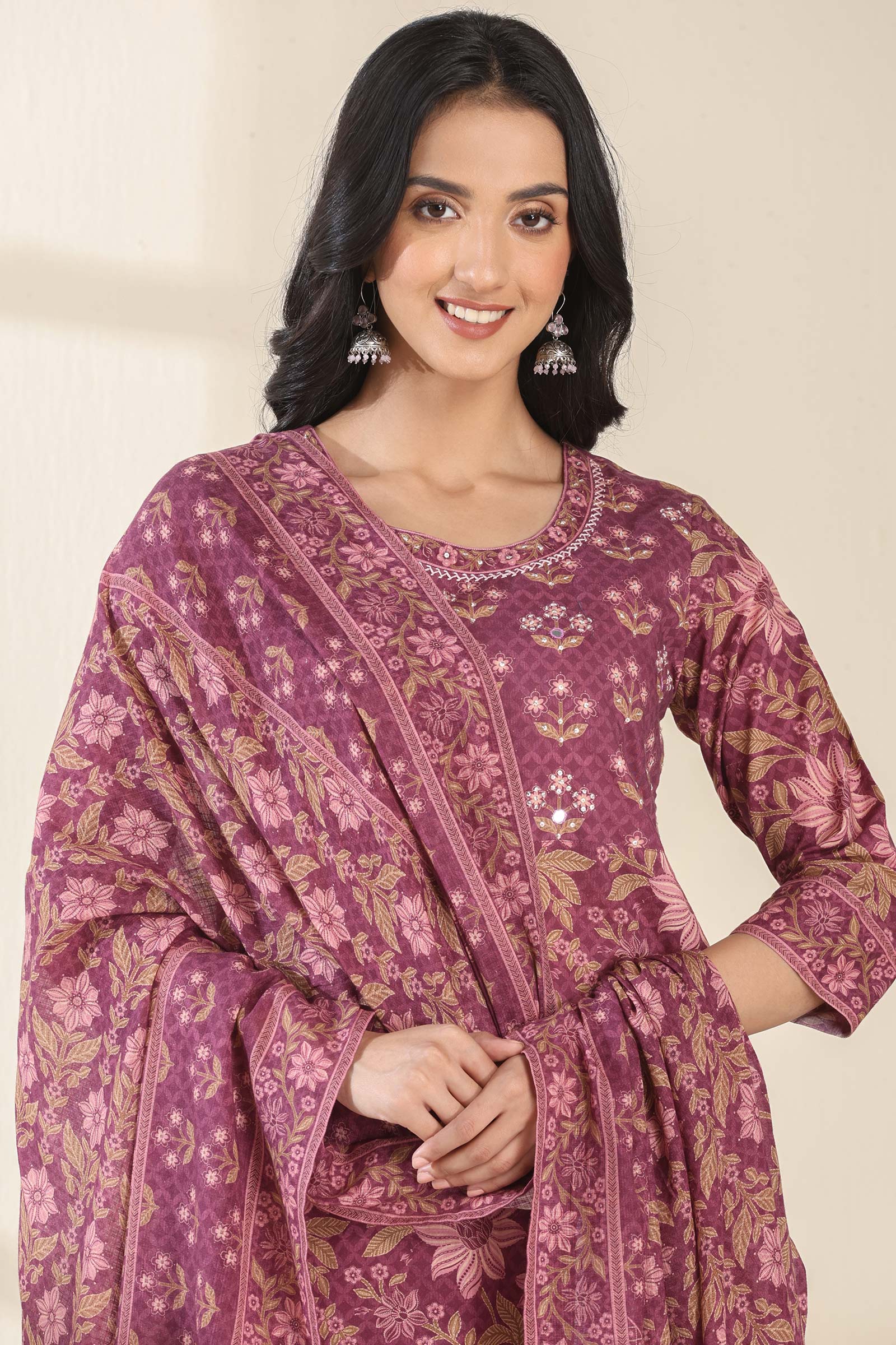 Surplus: Roz Meher Faiza Dupatta