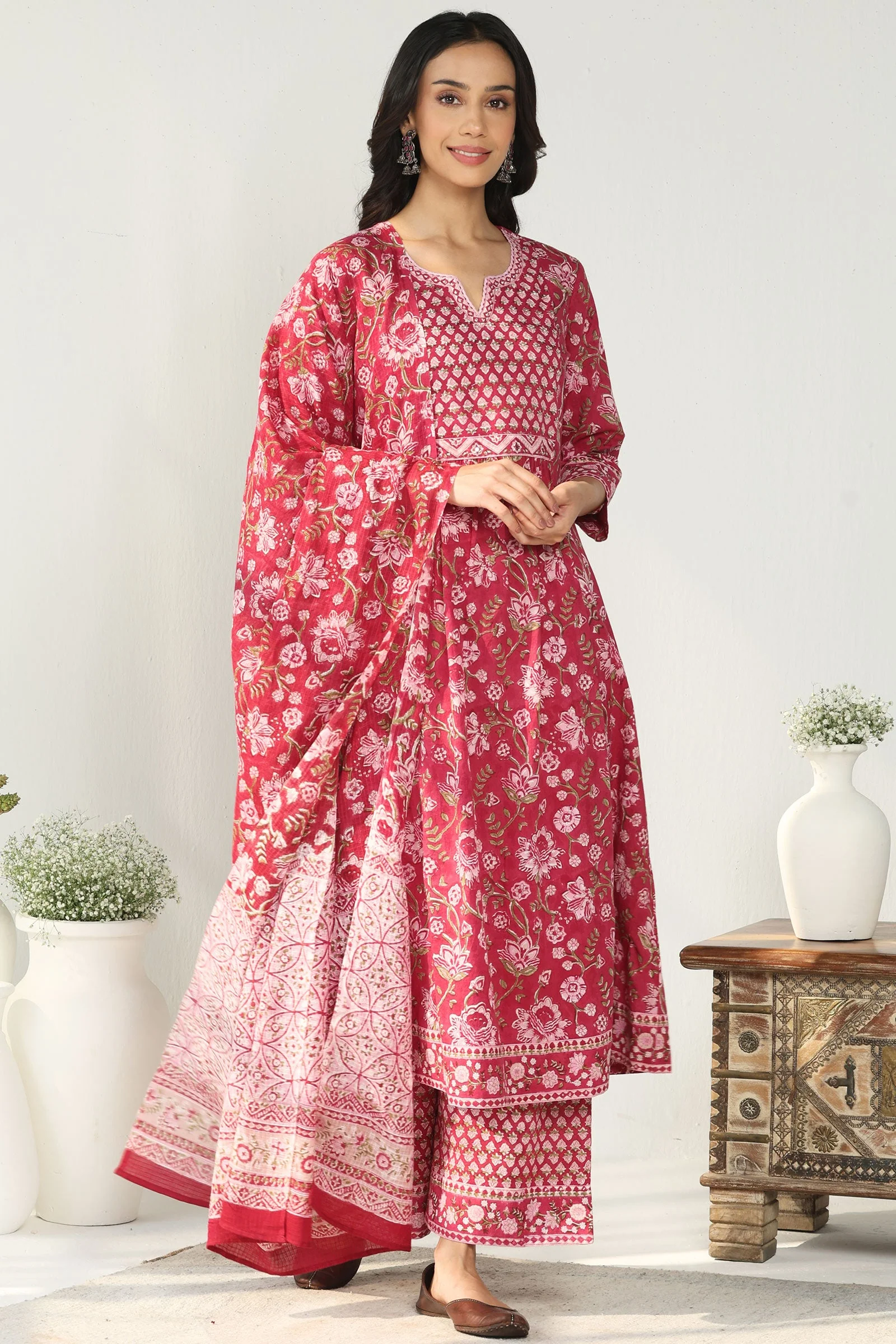 Surplus: Roz Meher Jasmine Sanganeri Farsi - Image 3