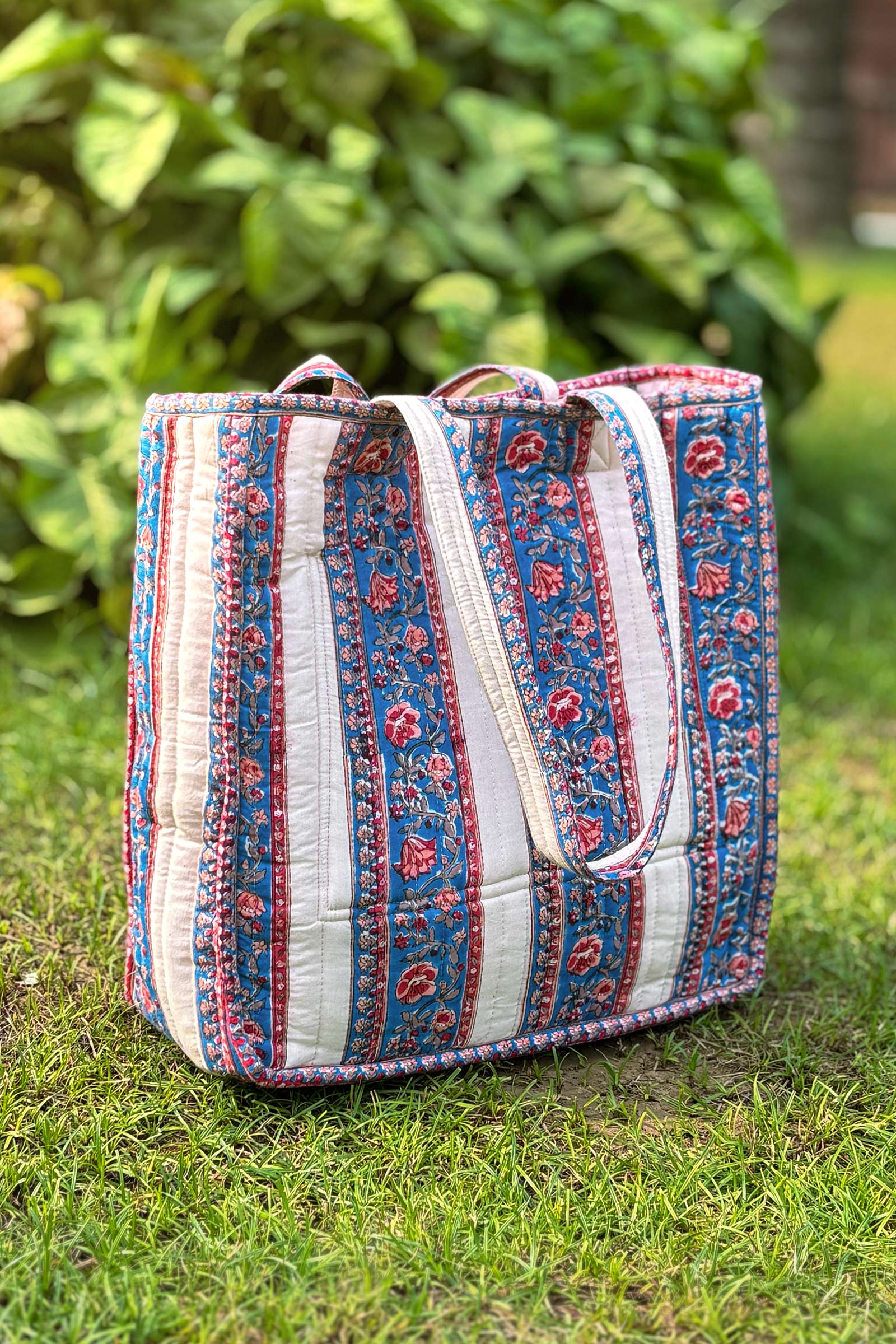 Surplus: Roza Inara Tote Bag - Image 3