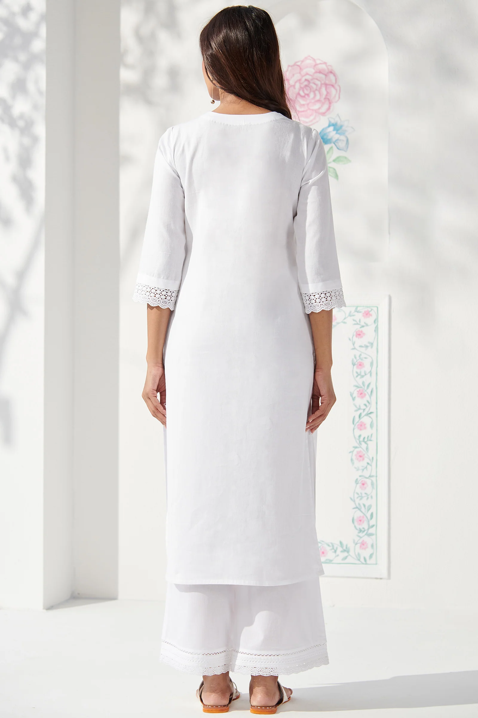 Surplus: Roza Rahima White Kurta - Image 8