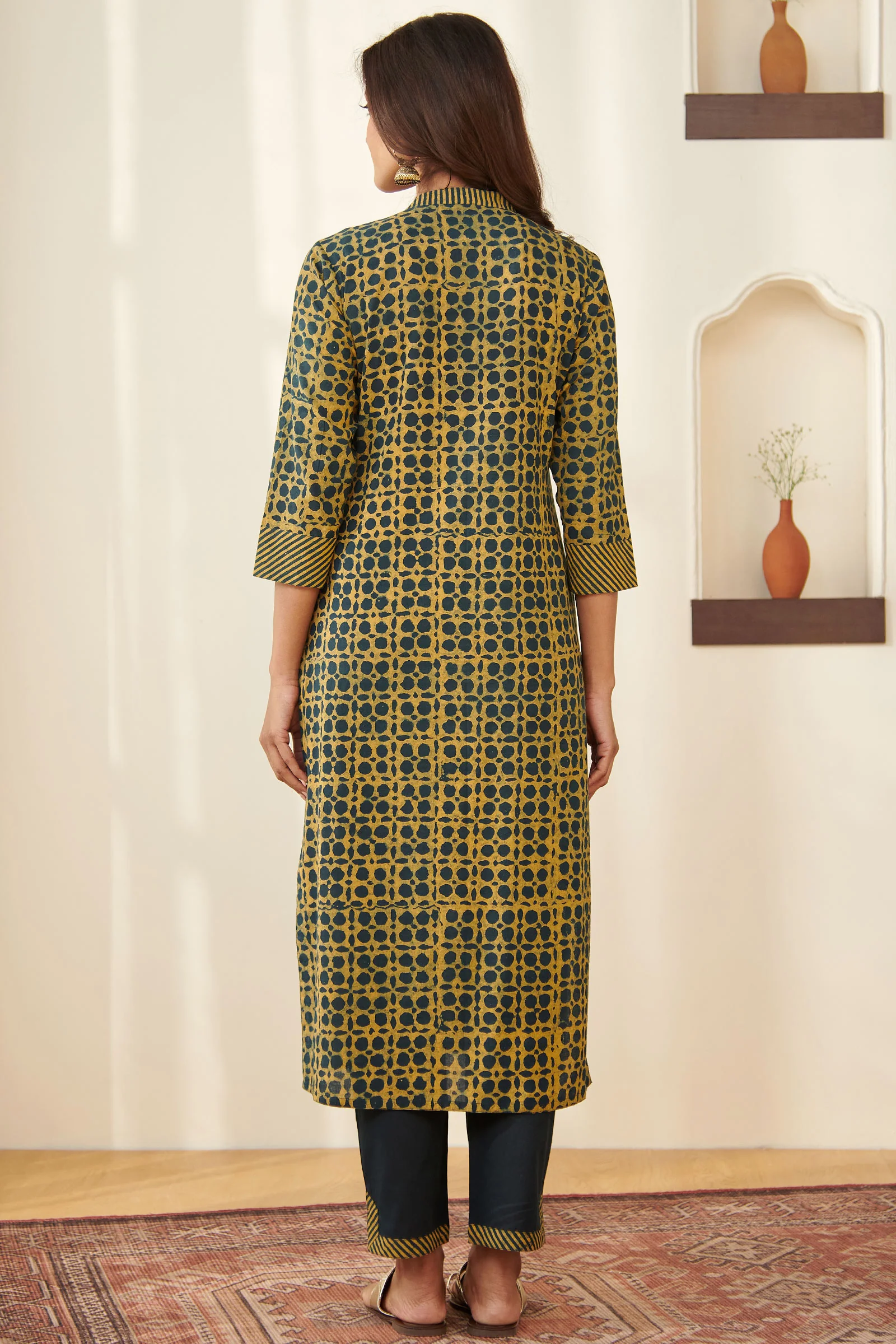 Surplus: Sehra Mumtaz Kurta - Image 8