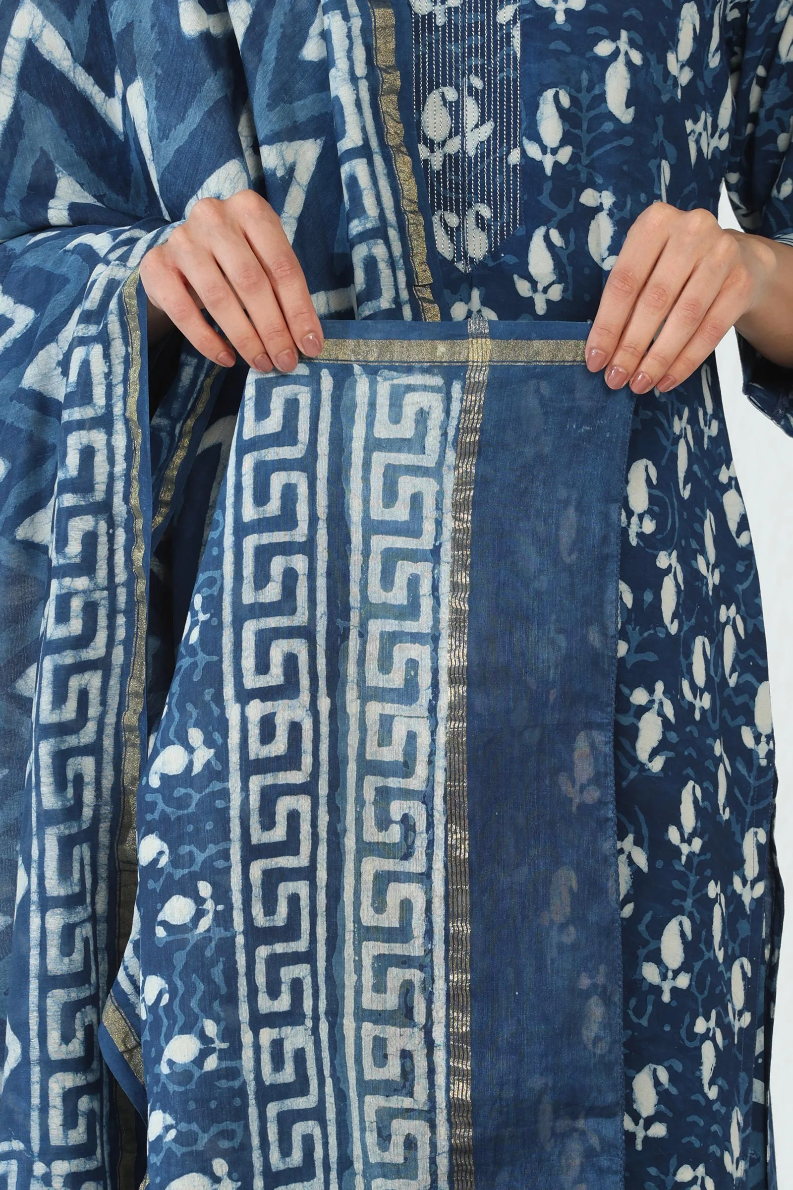 Surplus: Sehra Nurtaj Dabu Dupatta - Image 4