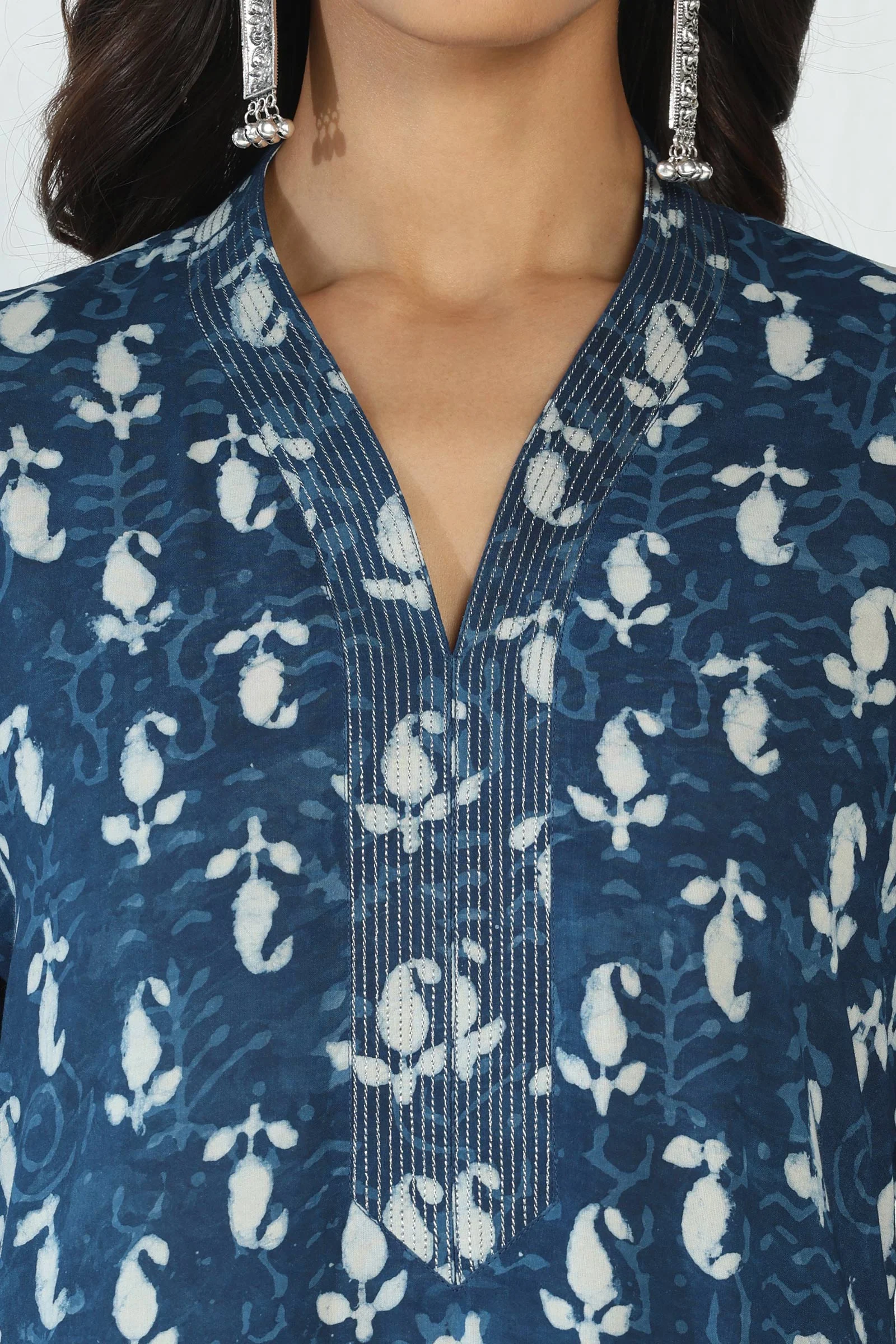 Surplus: Sehra Nurtaj Dabu Kurta - Image 4