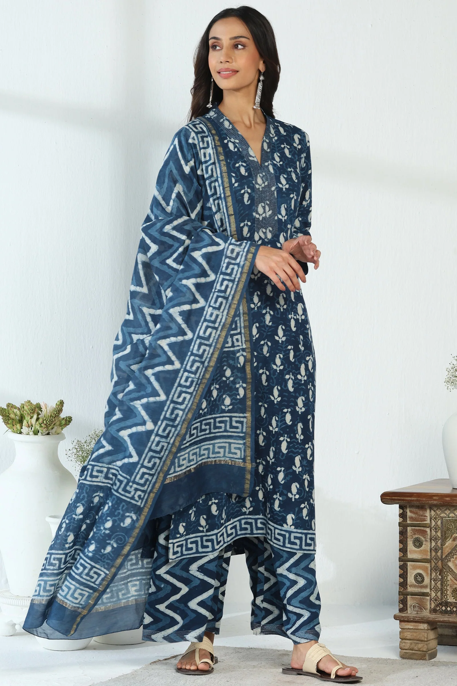 Surplus: Sehra Nurtaj Dabu Kurta - Image 6