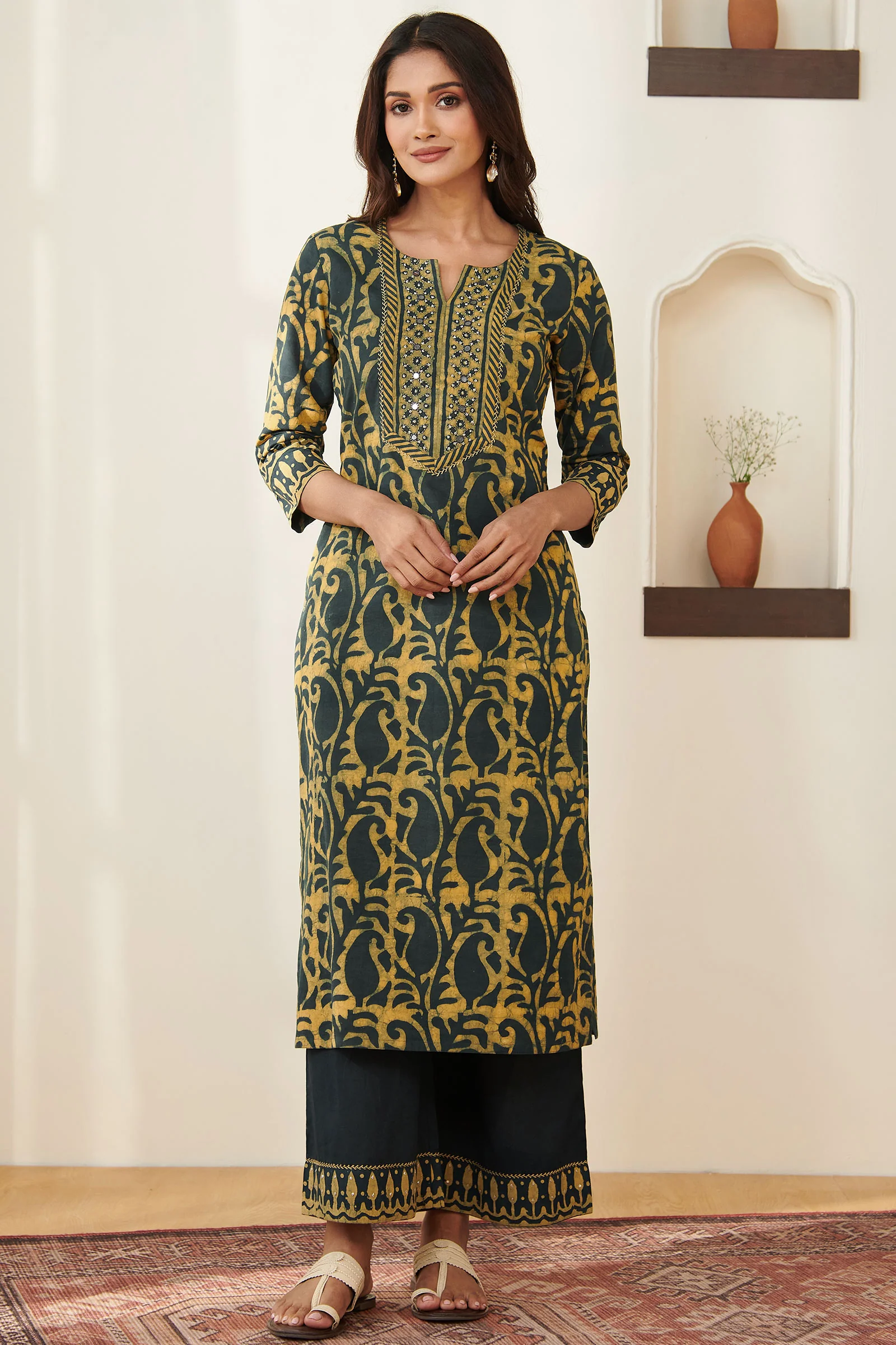 Surplus: Sehra Zaira Kurta - Image 2