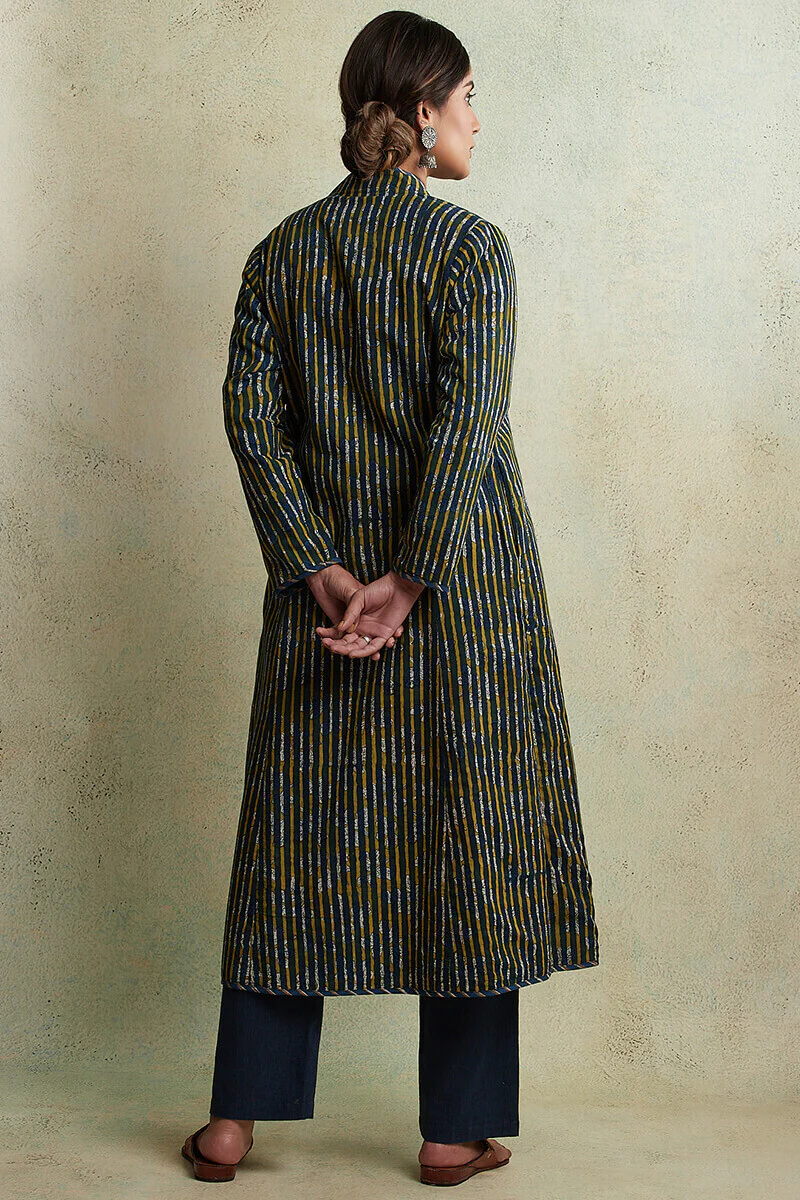 Zahabiya Jiya Reversible Handloom Jacket - Image 7