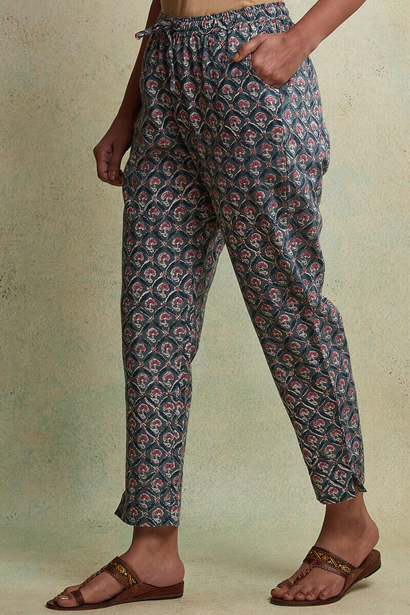 Zahabiya Mira Block Printed Narrow Pant - Image 4