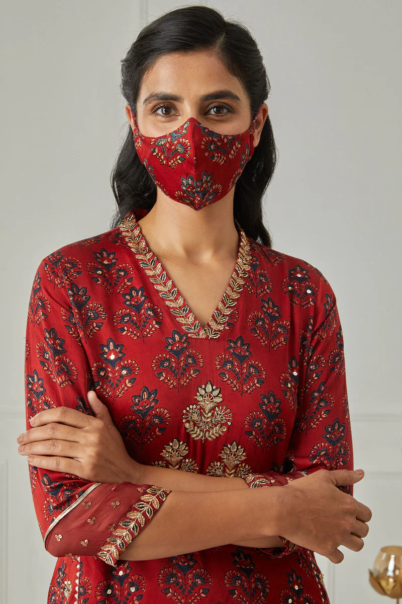 Zubeida Jahanzeb Ajrak Modal Kurta - Image 7
