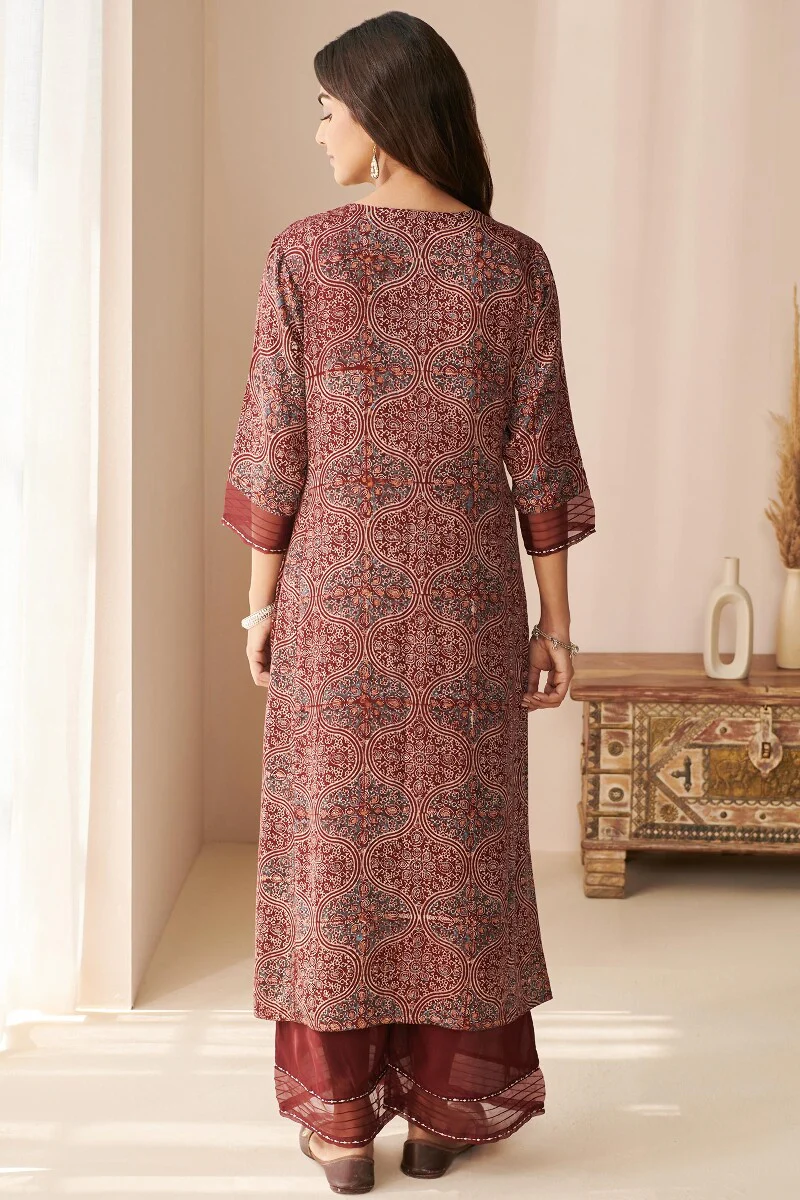 Zubeida Sareen Ajrak Modal Kurta - Image 8