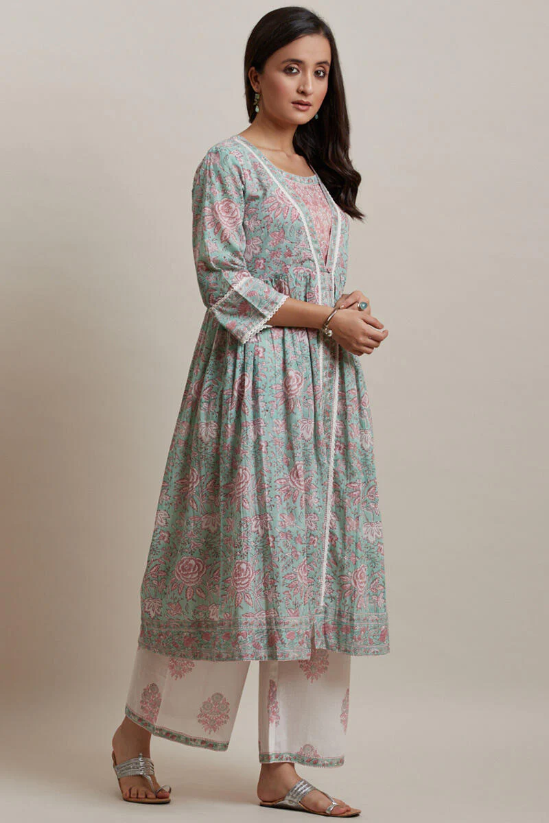 Zunaira Parhez Kurta - Image 2