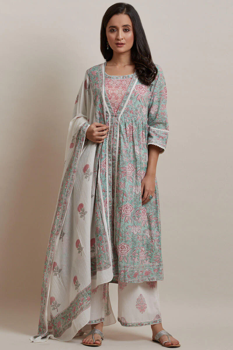 Zunaira Parhez Kurta - Image 5