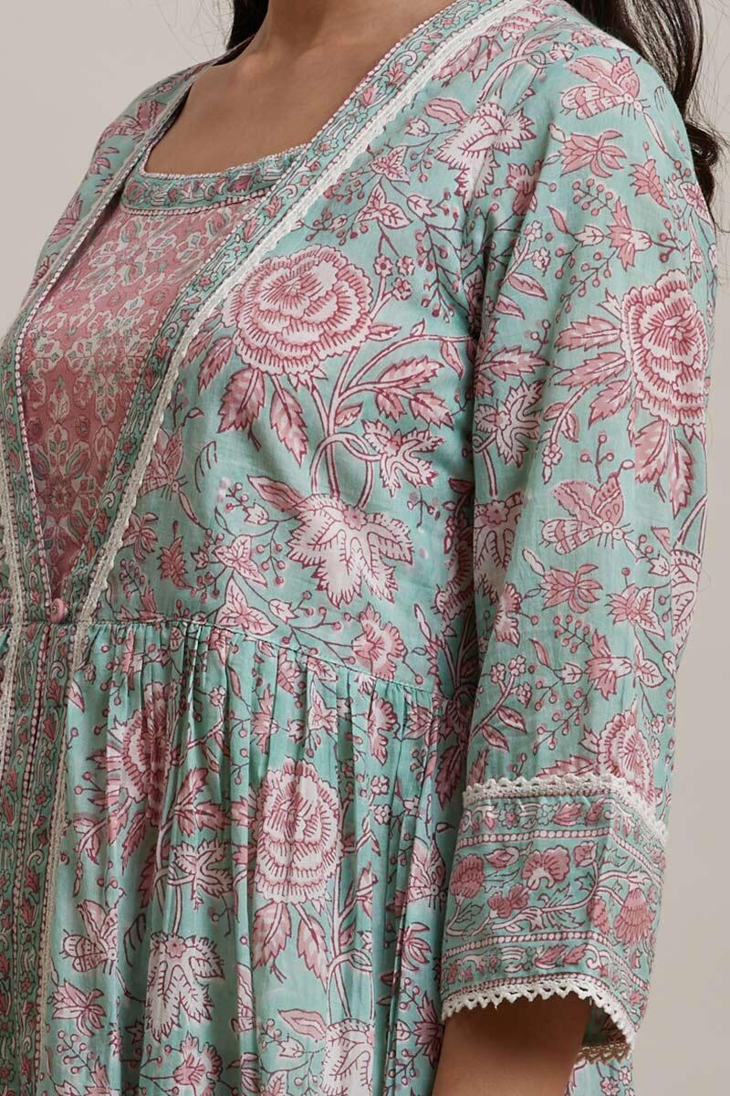Zunaira Parhez Kurta - Image 6